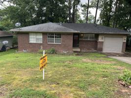 featured image of 22 W Windsor Dr