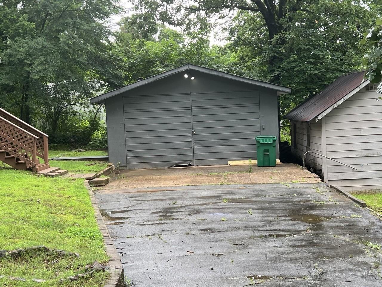 7413 Reed Rd - Photo 2 of 3