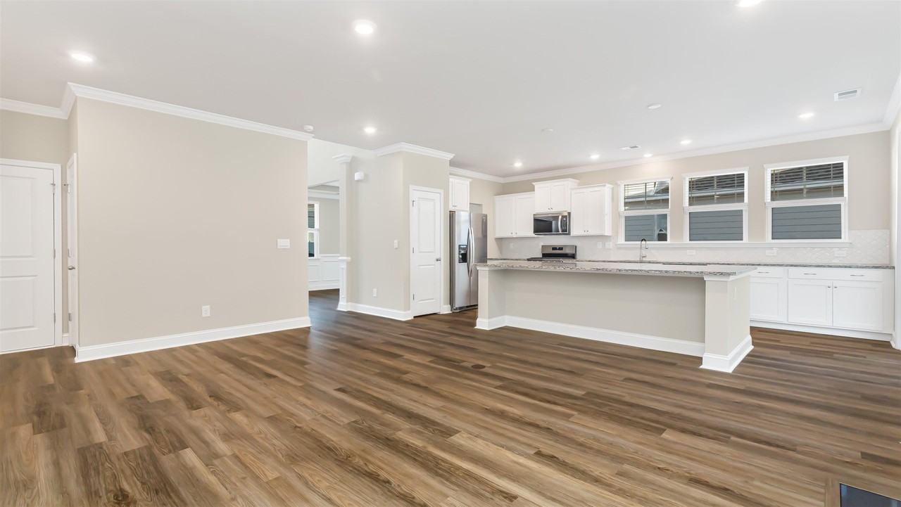 7159 Shooting Star Way - Photo 4 of 40