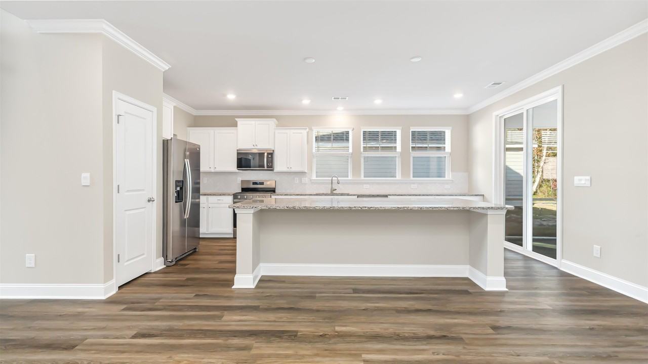 7159 Shooting Star Way - Photo 5 of 40