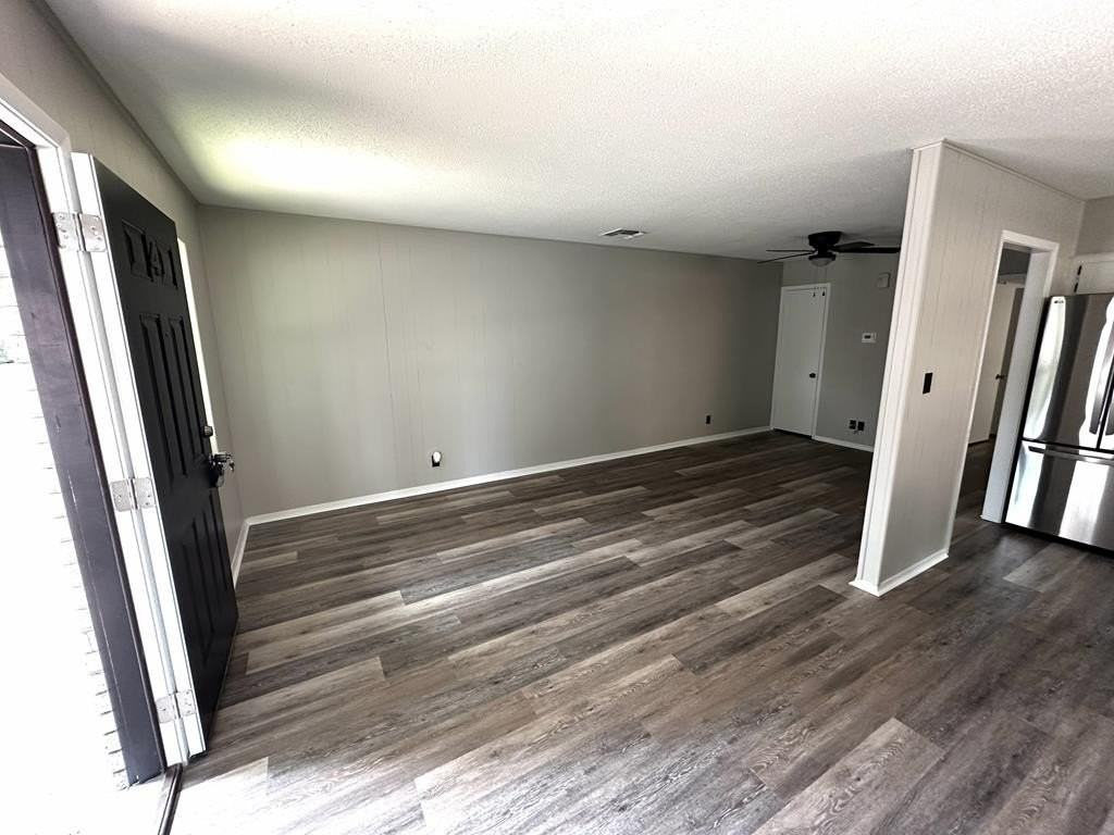 1402 N Adams St #4 - Photo 3 of 13