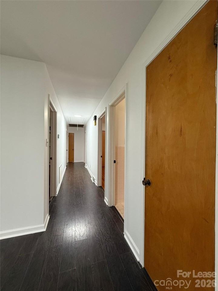 4001 Peggy Ln - Photo 5 of 10