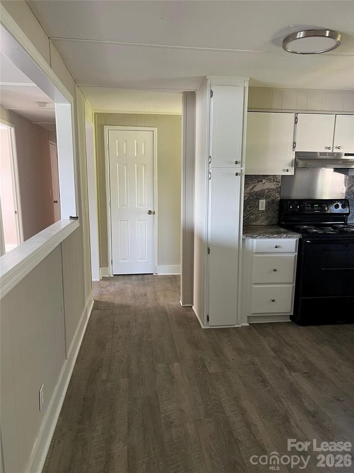 6950 Ingleside Dr - Photo 6 of 12