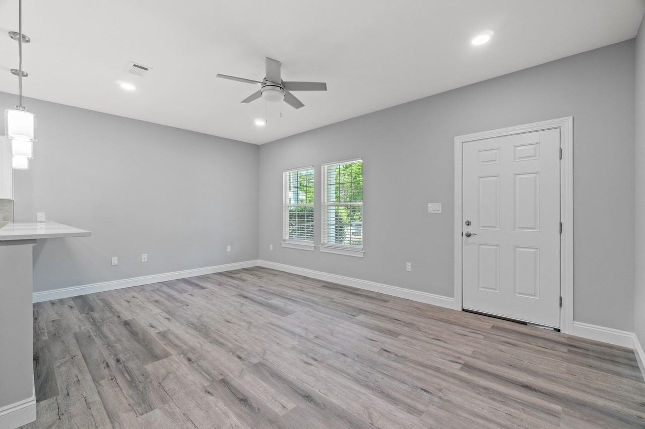 108 Don Bishop Rd #6-4 - Photo 5 of 23