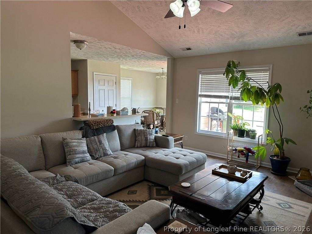 590 Americana Dr - Photo 3 of 38