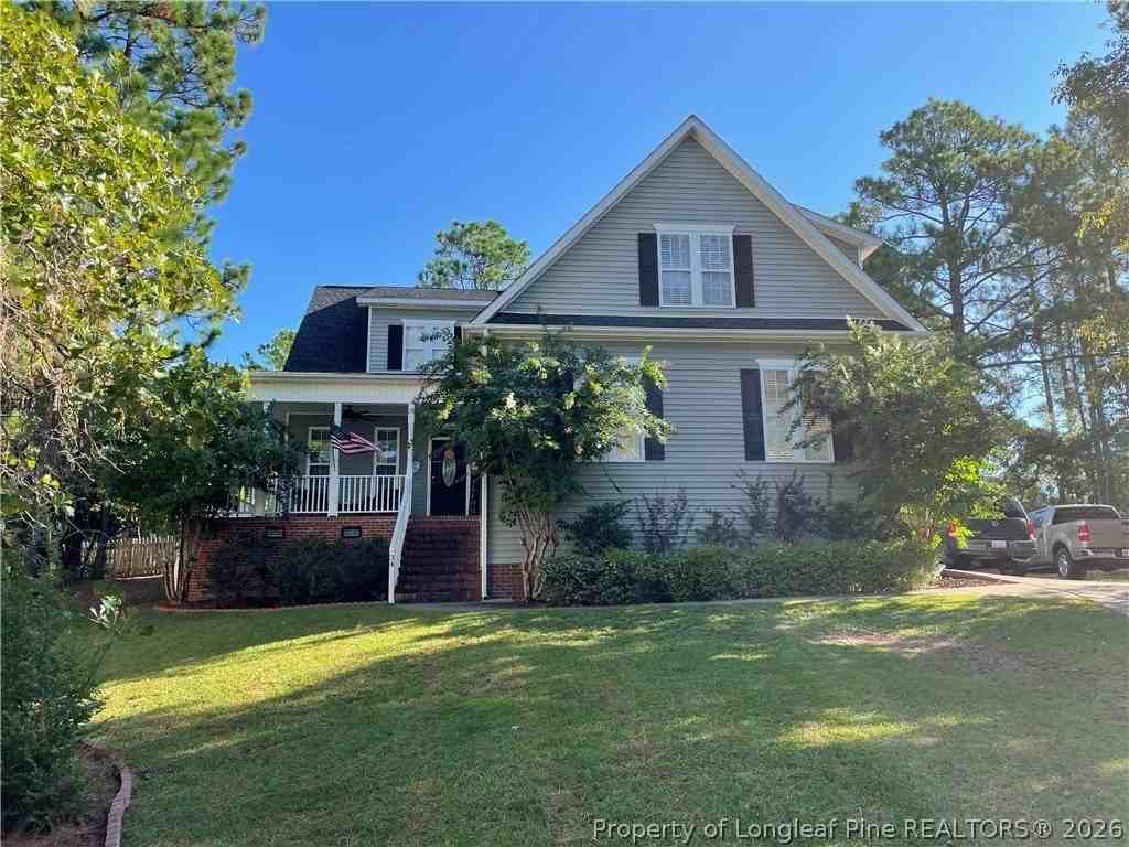 34 Woodbury Ln - Photo 2 of 39