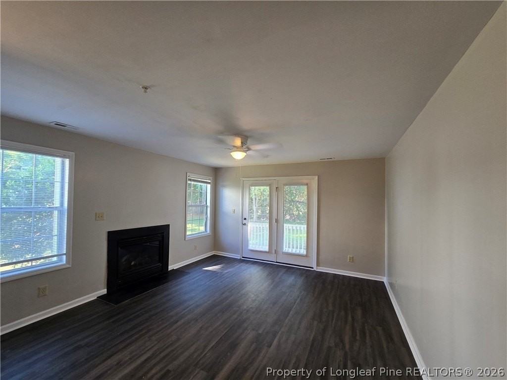 267 Waterdown Dr Apt 1 - Photo 5 of 38