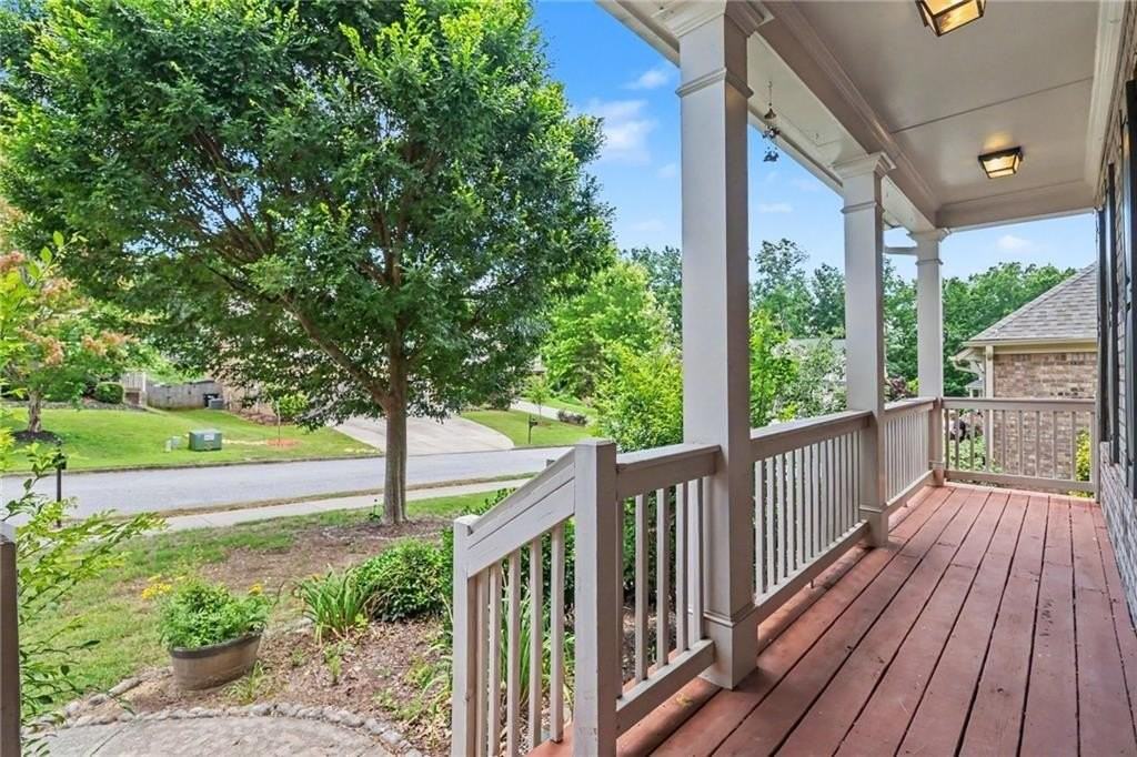 550 Nichols View Way - Photo 4 of 50