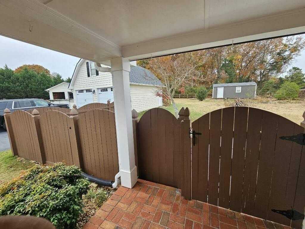 1505 Old Loganville Rd - Photo 4 of 46
