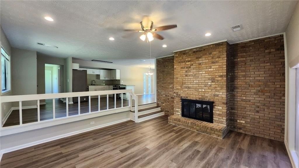 1693 Briarbend Ct - Photo 5 of 17