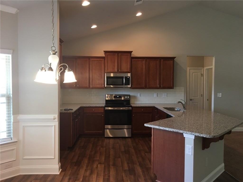 396 Angela Ln - Photo 2 of 10