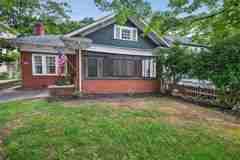582 Clifton Rd Ne - Photo 1 of 1