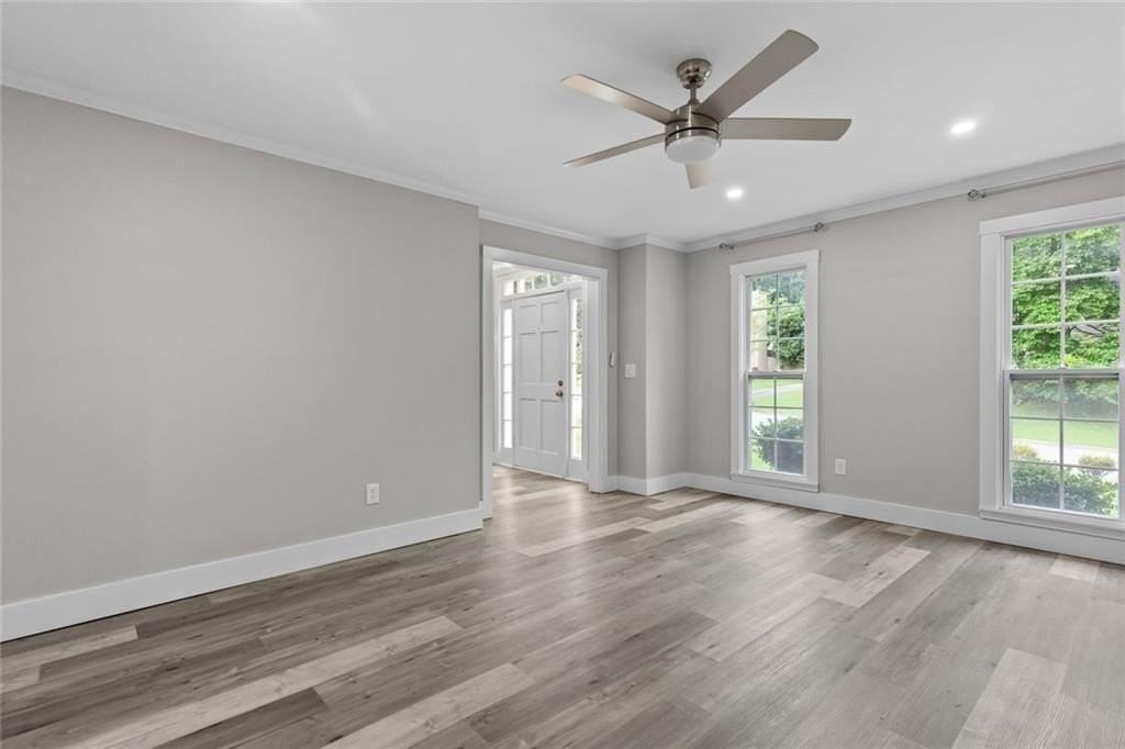 773 Huntington Way Nw - Photo 5 of 48