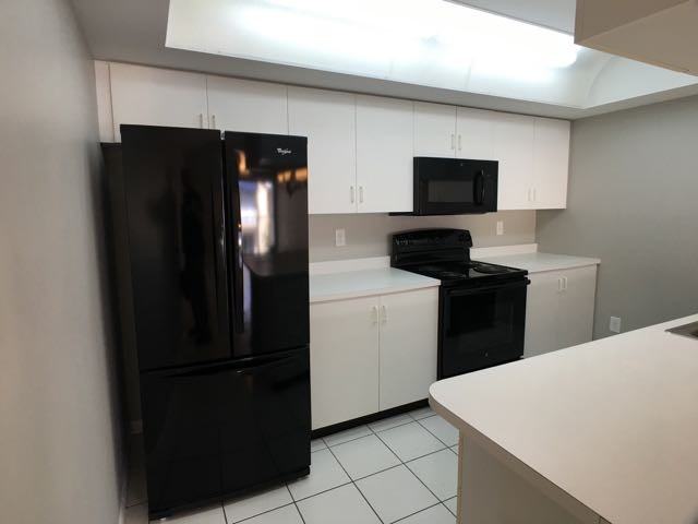 143 Waterside Dr #1 - Photo 4 of 19