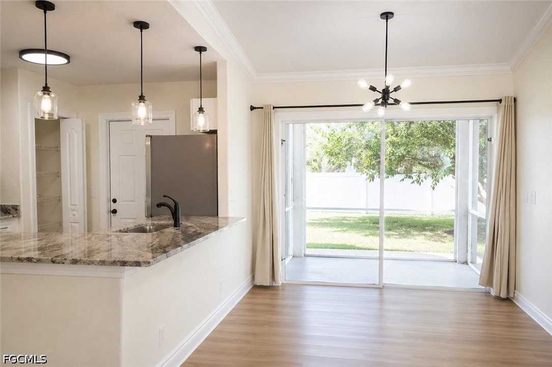 1118 Nelson Rd N - Photo 3 of 30