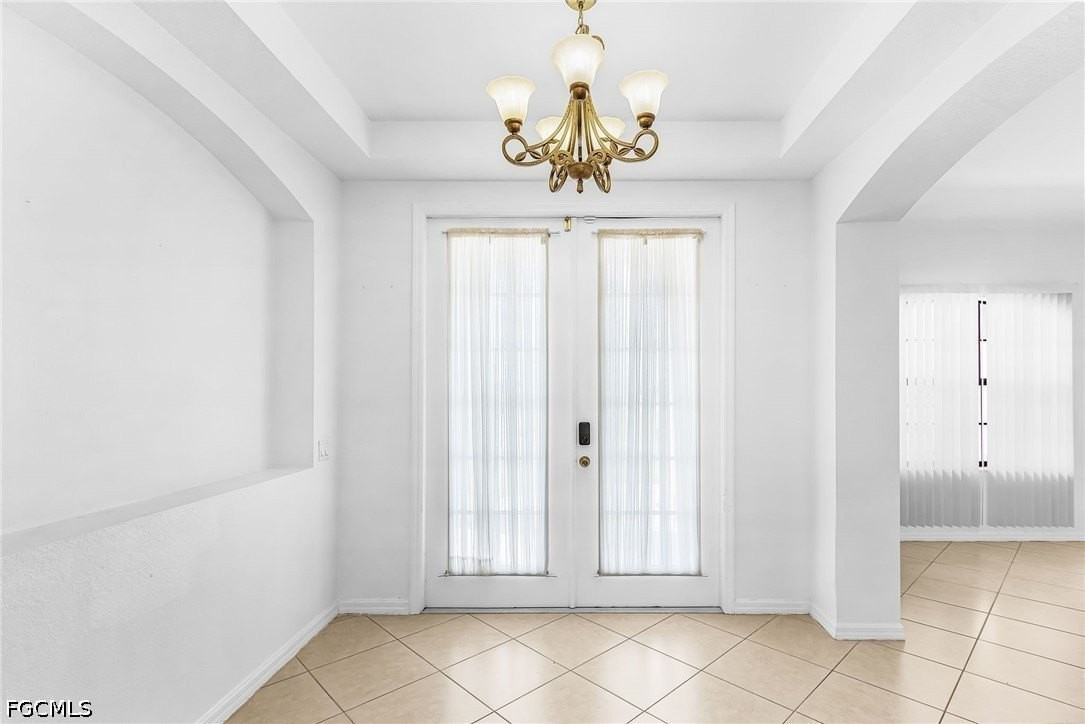 831 Nw 30th St - Photo 4 of 18