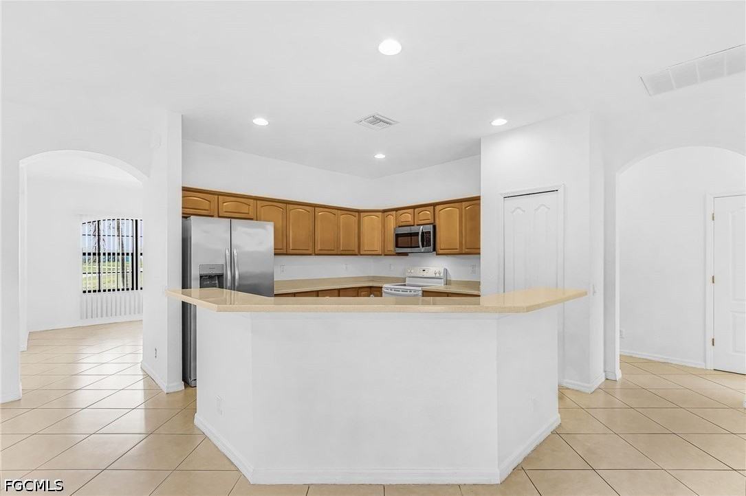 831 Nw 30th St - Photo 5 of 18