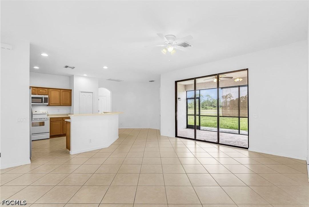 831 Nw 30th St - Photo 7 of 18
