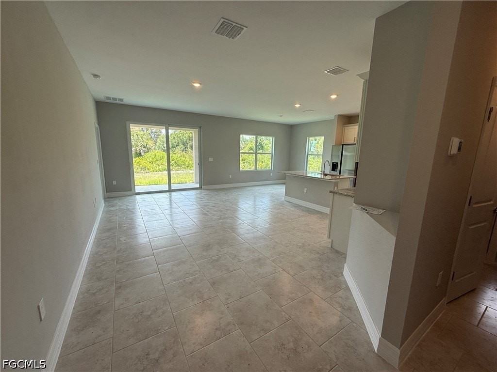3607 62nd St W - Photo 5 of 31