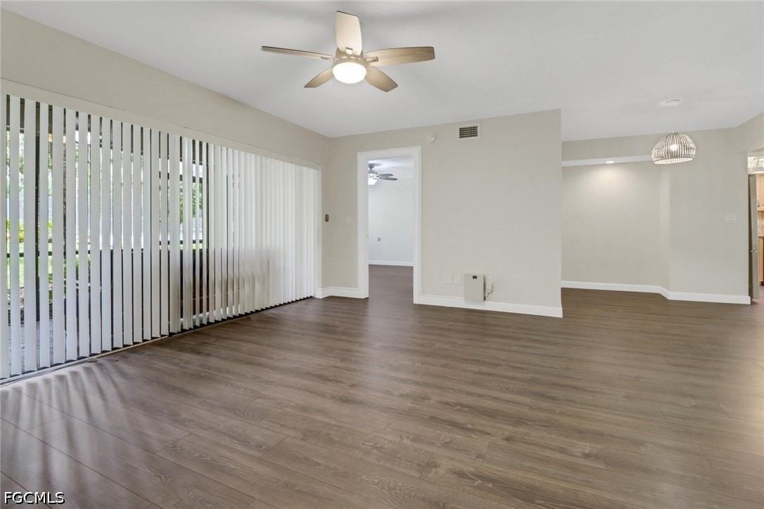 7115 Lakeridge Ct #110 - Photo 7 of 26