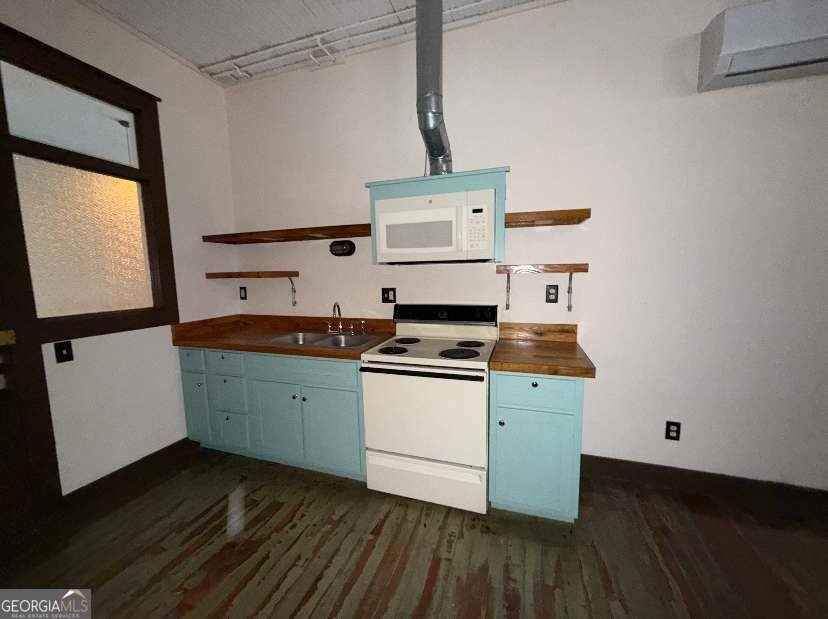 359 Railroad St #F - Photo 6 of 7