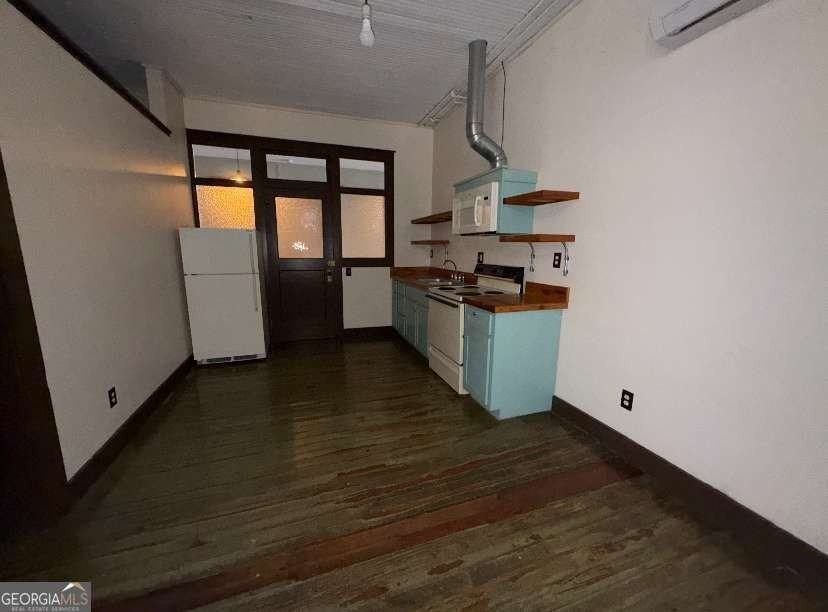 359 Railroad St #F - Photo 7 of 7