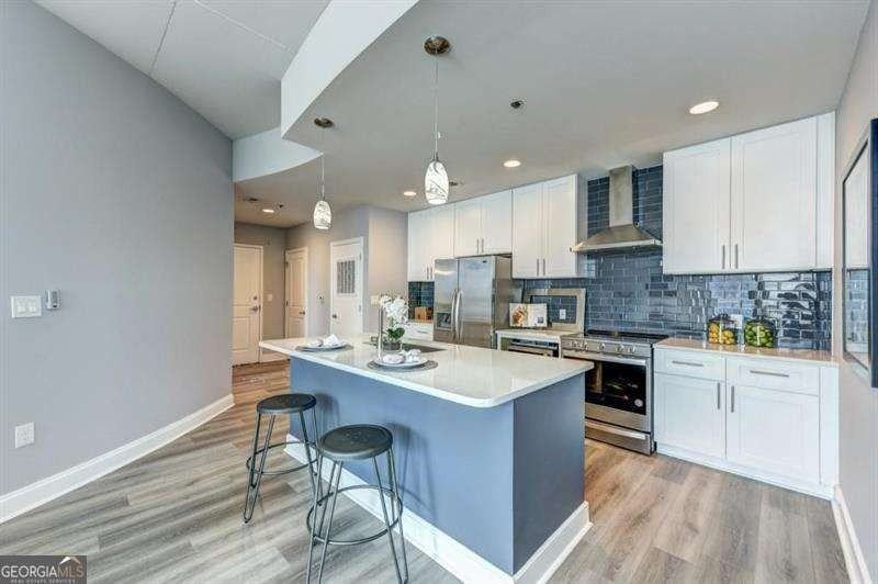 950 W Peachtree St Nw #1504 - Photo 3 of 27