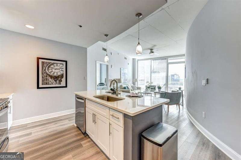 950 W Peachtree St Nw #1504 - Photo 5 of 27