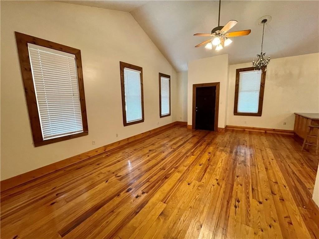222 S Dearborn St - Photo 5 of 16