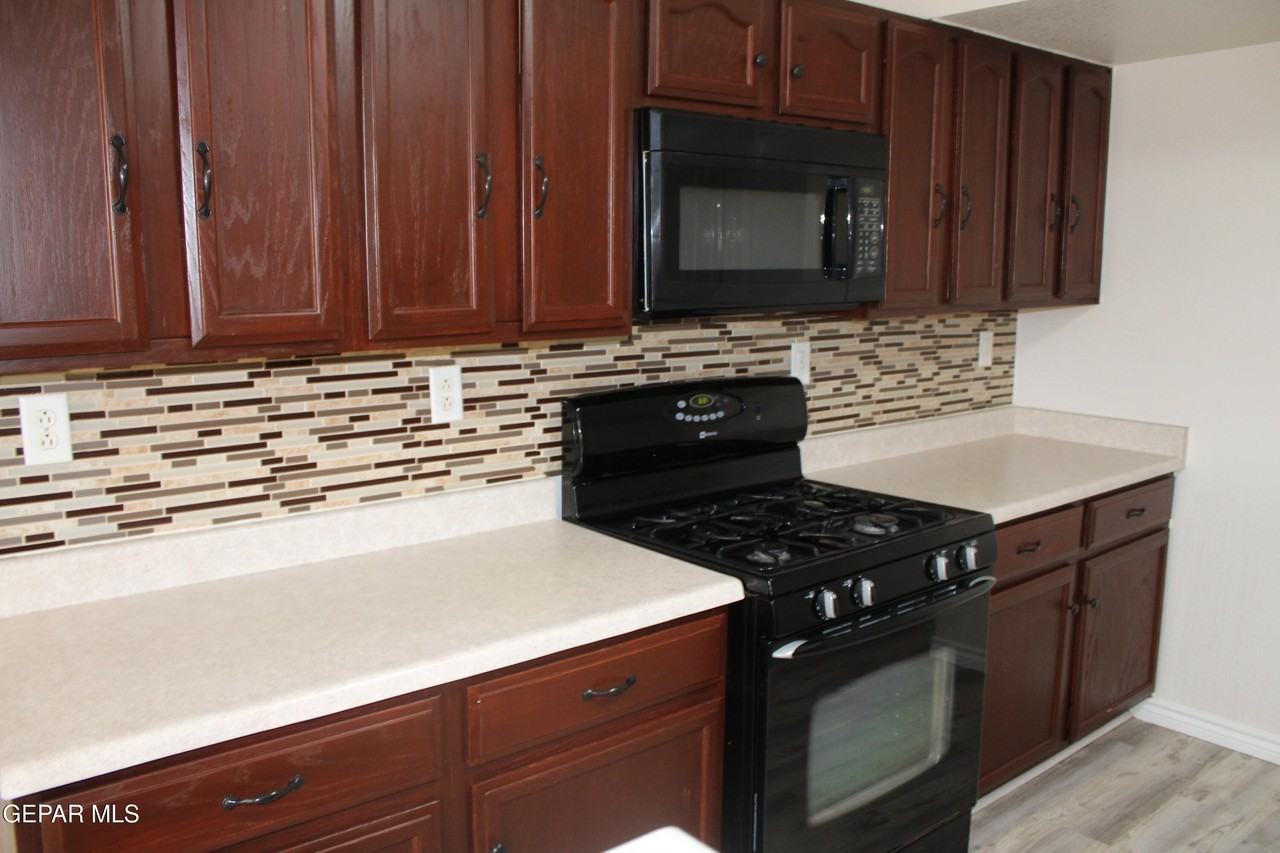 14313 Island Point Dr - Photo 6 of 25
