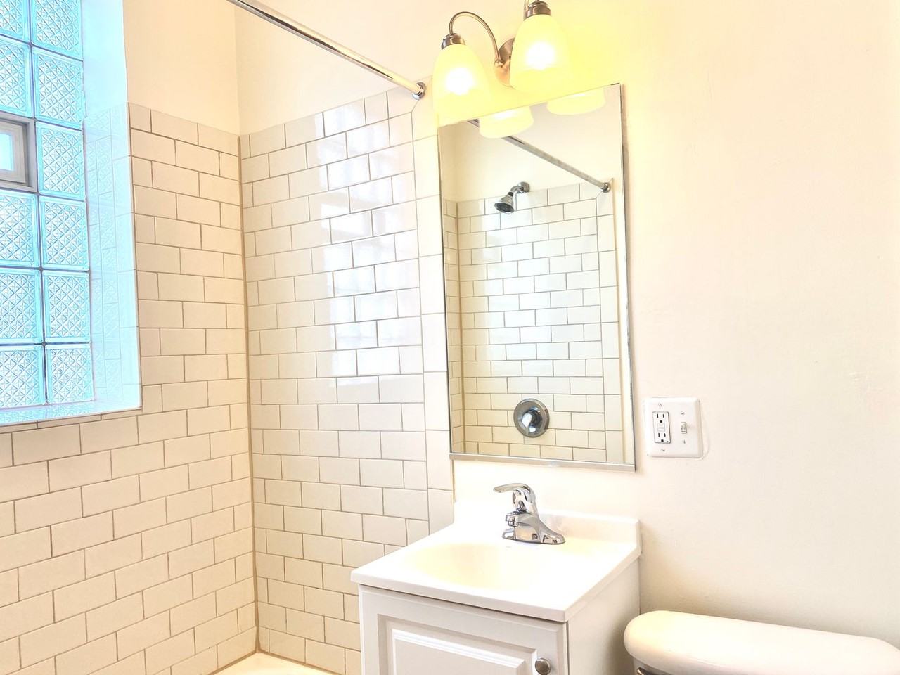 4241 N. Kenmore - Photo 7 of 10