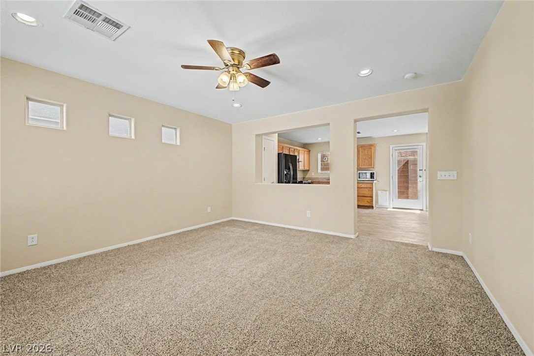 6077 Aripeka St - Photo 5 of 27
