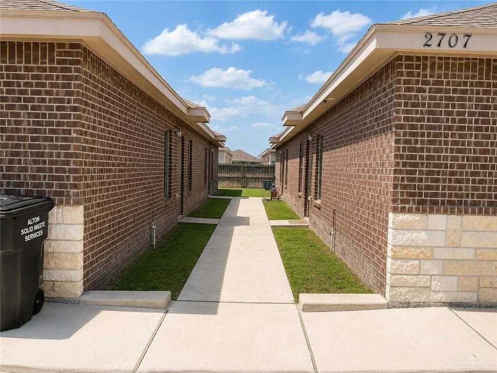 2707 E Garfield Ave #A - Photo 2 of 18