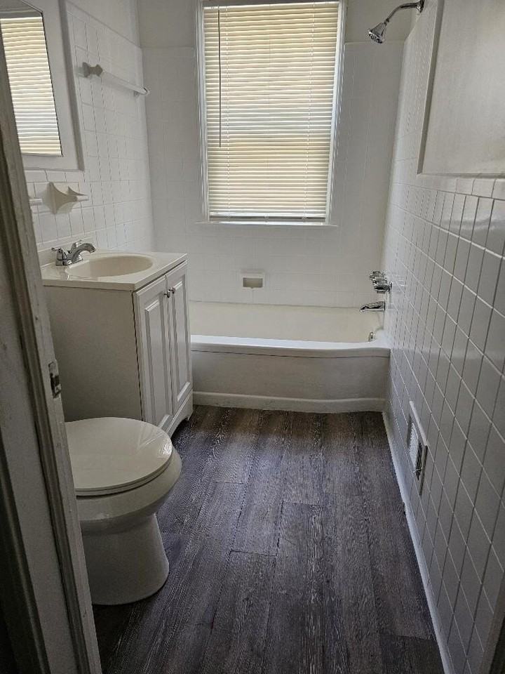 6156 Lodewyck St - Photo 5 of 10