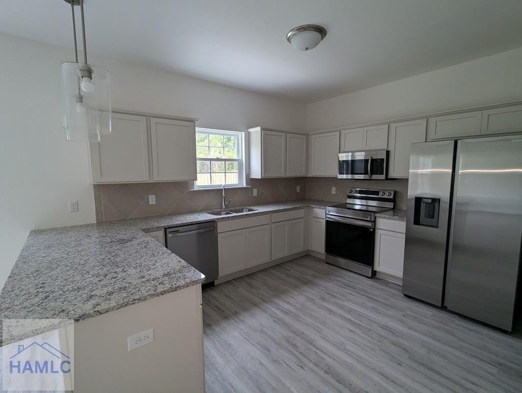 114 Alcove Ct - Photo 4 of 12