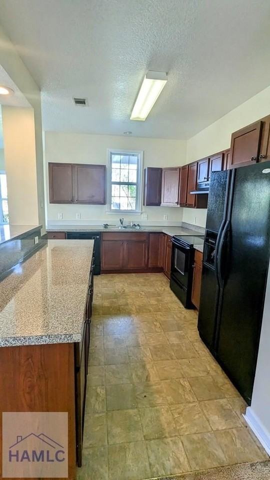 409 Valdez Ct - Photo 6 of 12