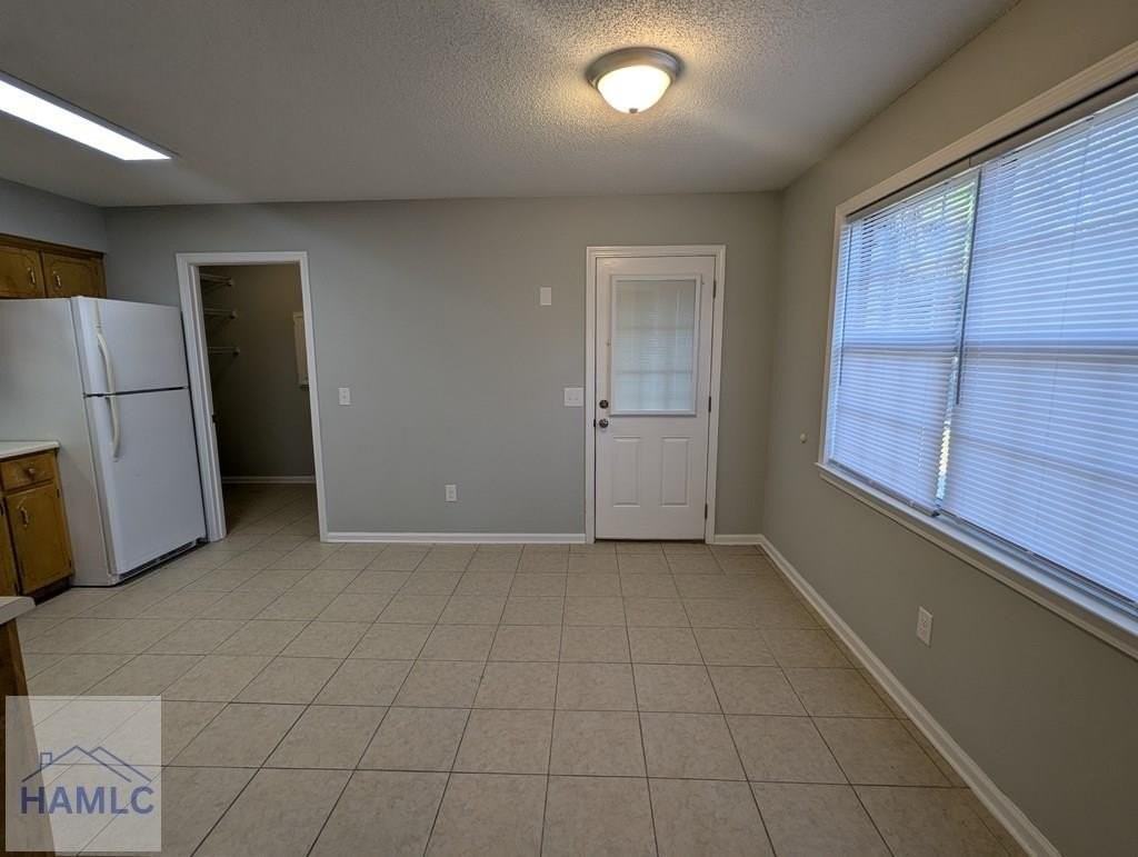 177 Sheila Dr - Photo 3 of 9