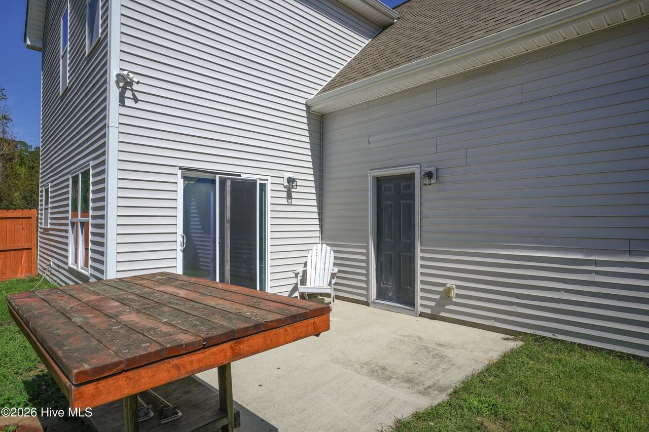 200 Marissa Ct - Photo 2 of 25