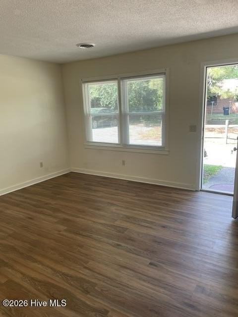 415 N Saylor St #425 - Photo 3 of 9
