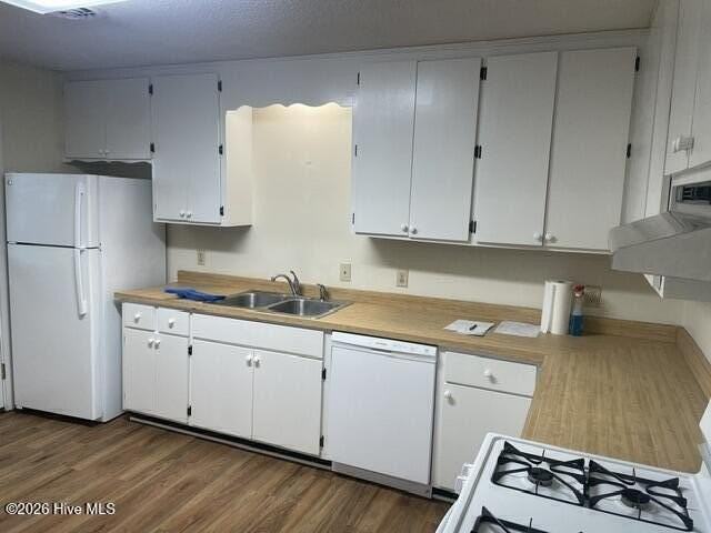 415 N Saylor St #425 - Photo 5 of 9
