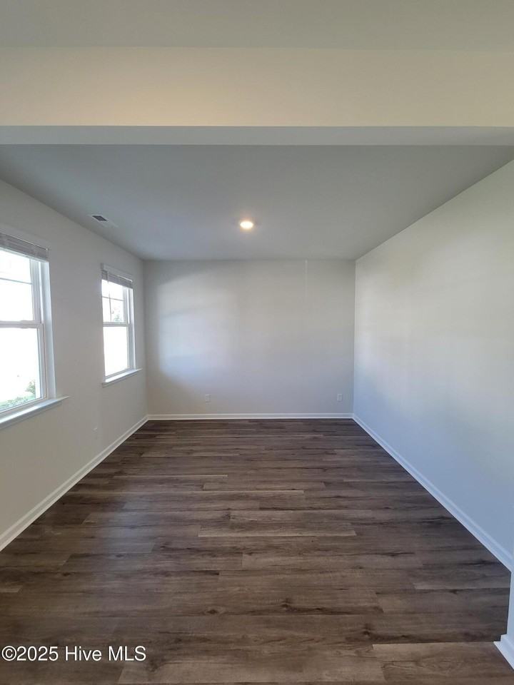 918 Needlerush Rd - Photo 4 of 21