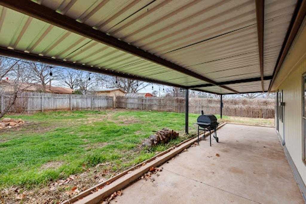 400 N River Oaks Dr - Photo 4 of 20