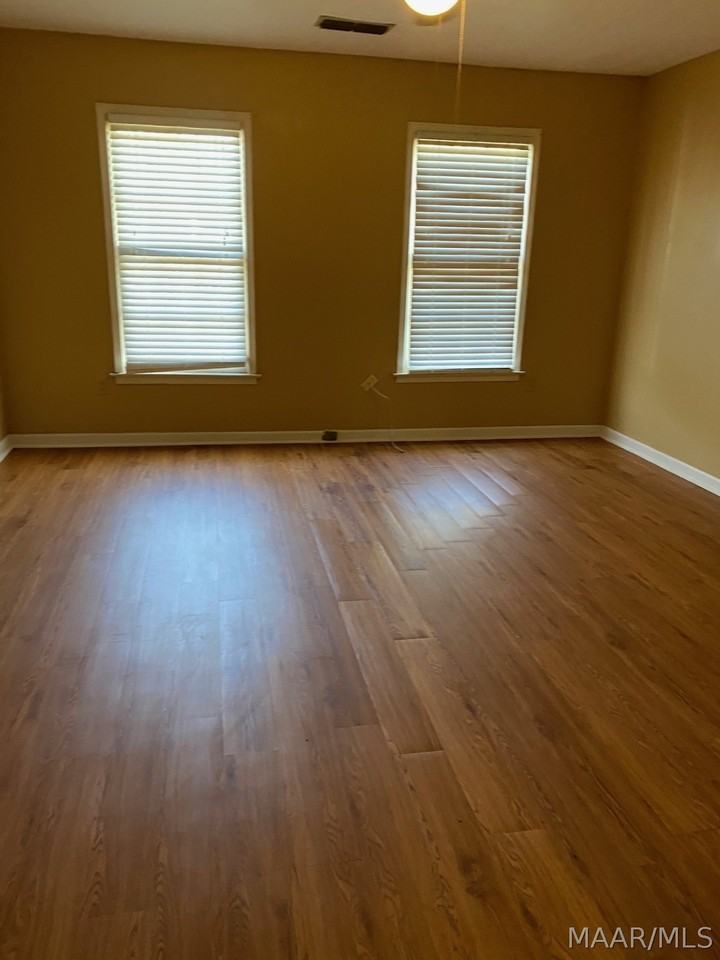 5837 Red Barn Rd - Photo 3 of 8