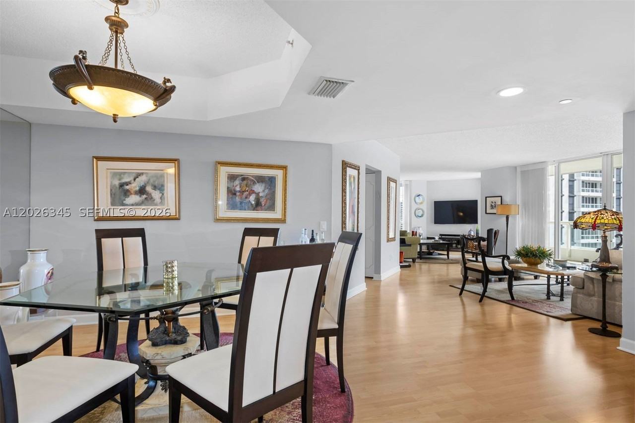 21205 Yacht Club Dr #2403 - Photo 3 of 27
