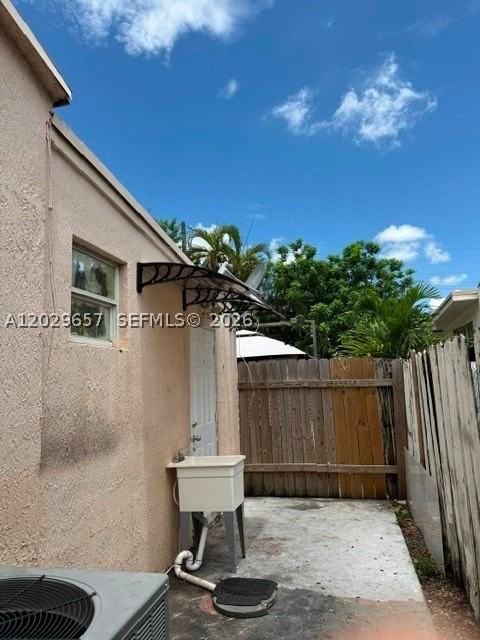 90 Flagami Blvd #2 - Photo 3 of 12