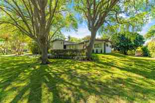7920 Sw 132nd St - Photo 1 of 1