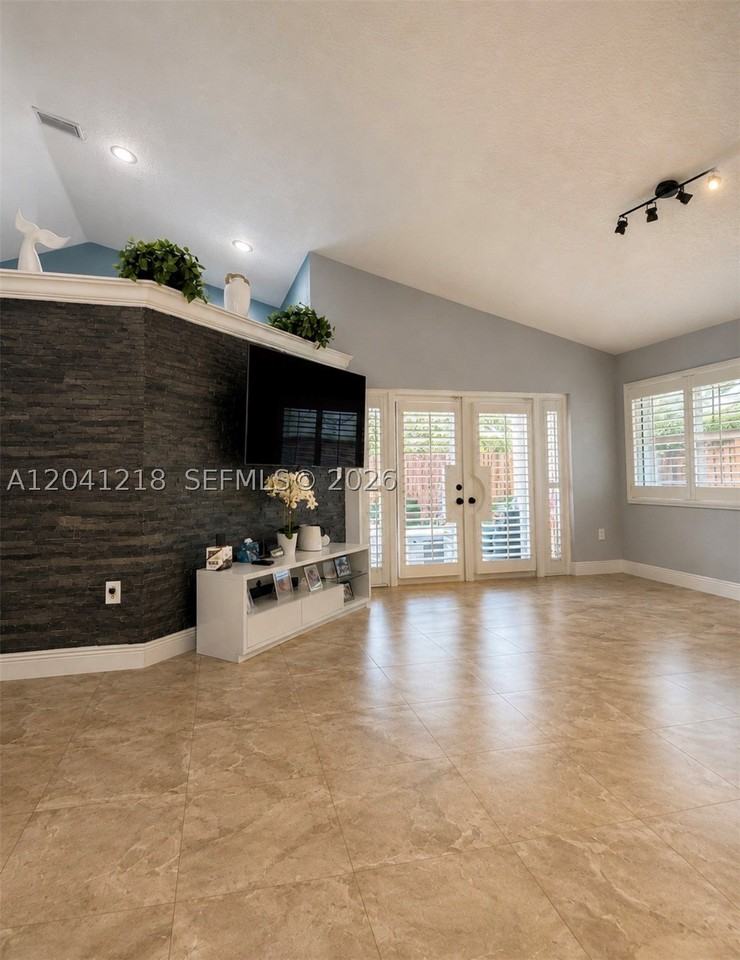 12224 Nw 30th Mnr - Photo 3 of 16
