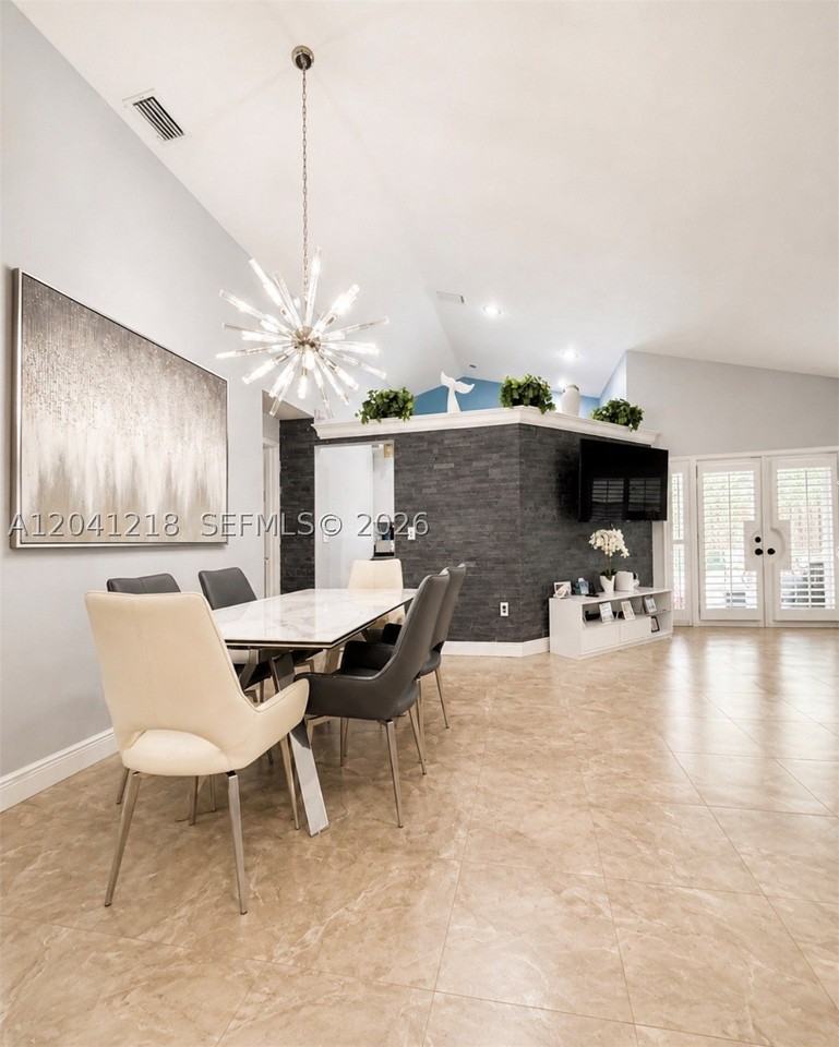 12224 Nw 30th Mnr - Photo 4 of 16