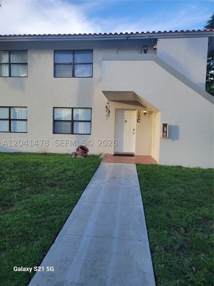 14831 Sw 80th St #102-4 - Photo 2 of 12