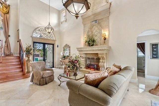 15763 Nw 80th Ave - Photo 6 of 50